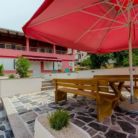Karlo Apartment Trogir
